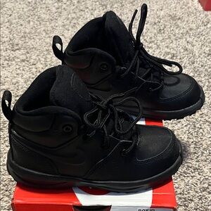 Nike Manoa LTR (TD) Toddler Black Lace-Up Hightop Shoes